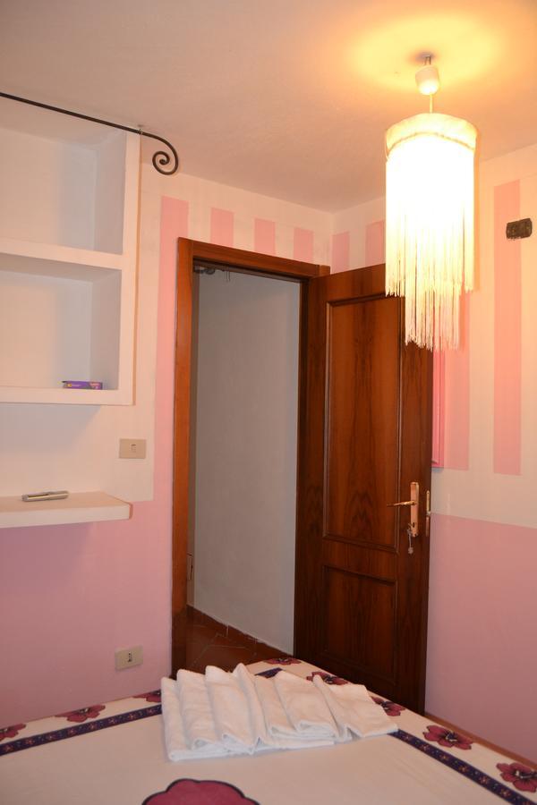Miramare Struttura Sulla Spiaggia ปลาตาโมนา ภายนอก รูปภาพ
