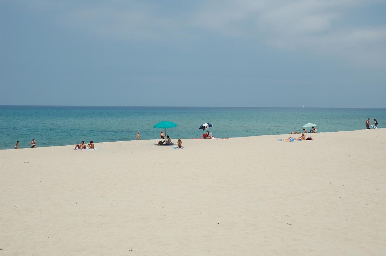Miramare Struttura Sulla Spiaggia ปลาตาโมนา ภายนอก รูปภาพ